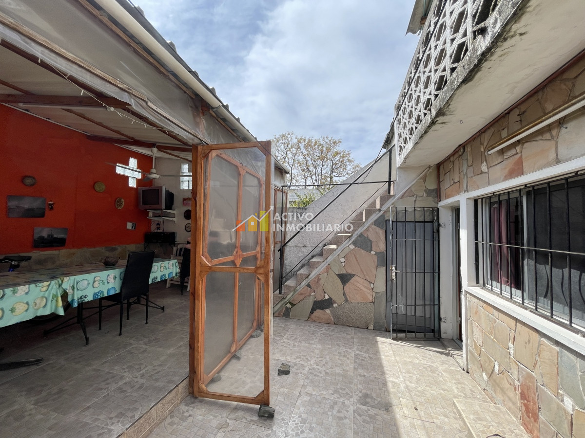 Casa ID.91 - Bajó de precio! Venta casa para dos familias + patio y barbacoa - Cerro 