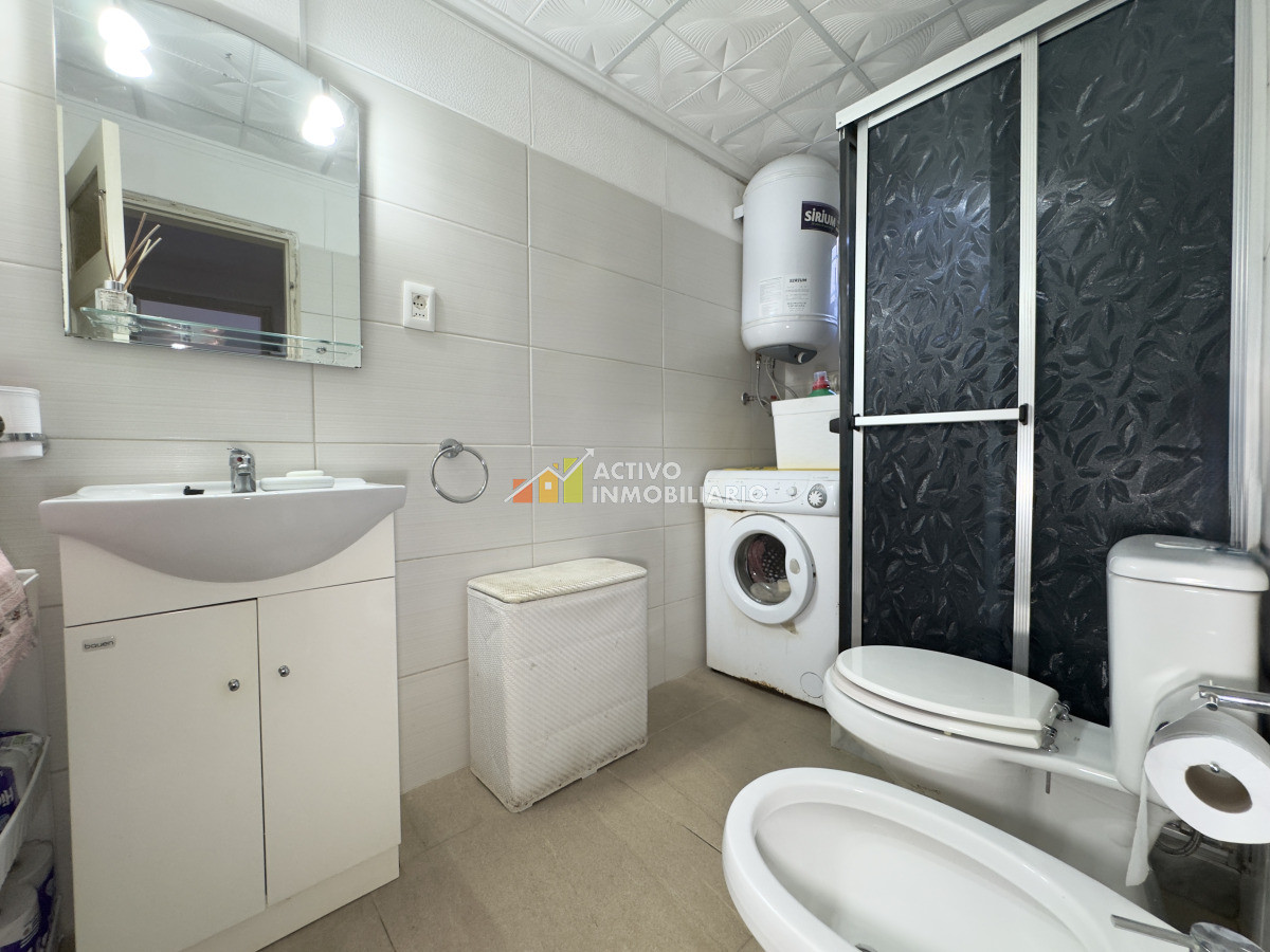 Casa ID.470 - Venta casa 2 dormitorios con garaje frente y patio- Jacinto Vera