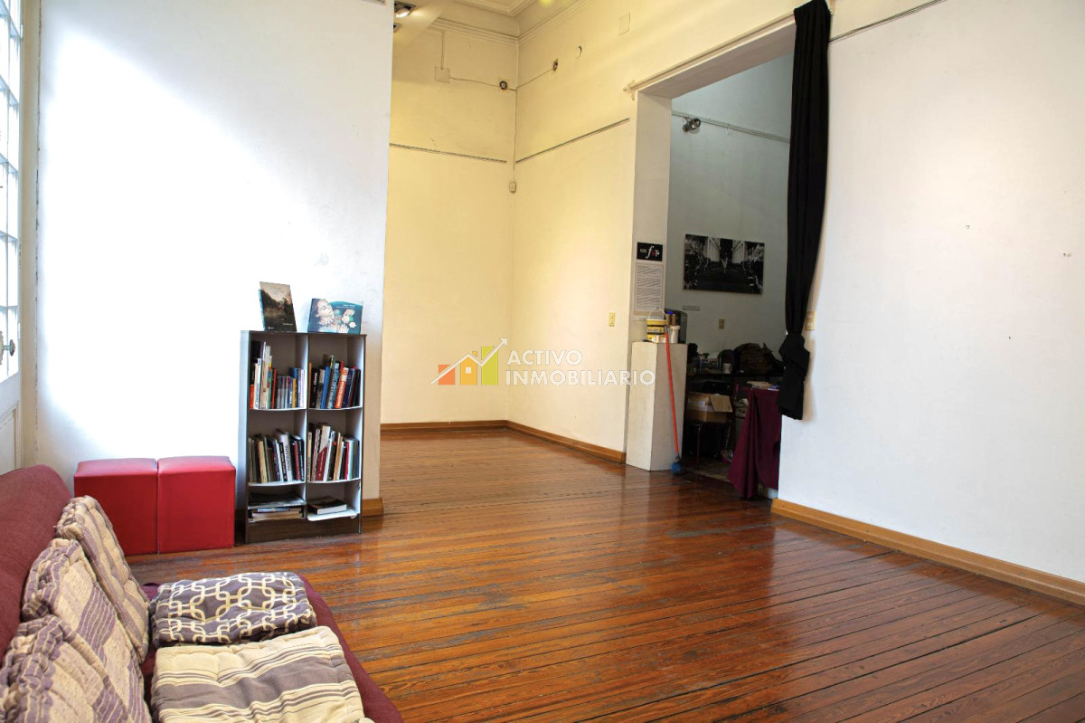 Casa ID.235 - Venta casa de altos de dos plantas 331mts a reciclar - Centro 