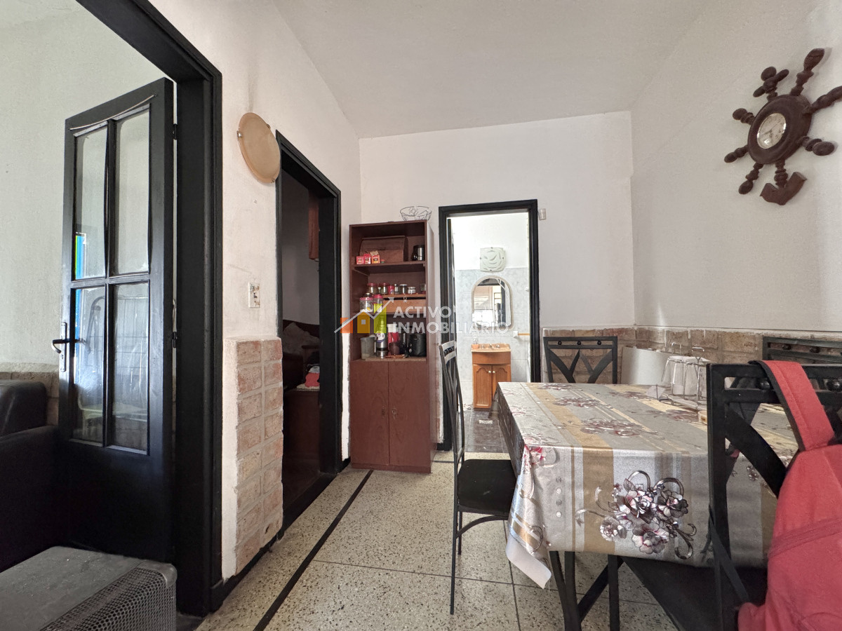 Casa ID.360 - Venta 2 casas en padrón único de 600mts y cochera - Maroñas 