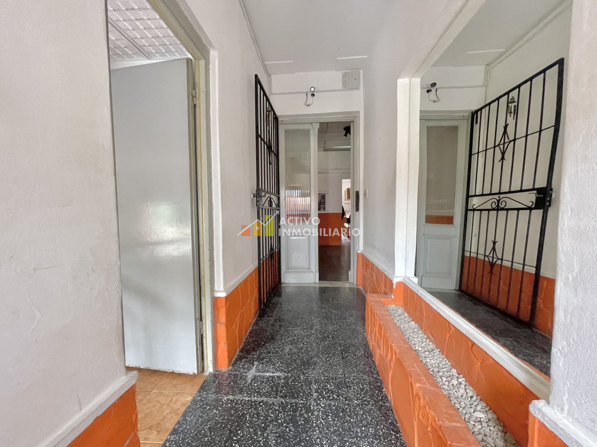 Casa ID.91 - Bajó de precio! Venta casa para dos familias + patio y barbacoa - Cerro 