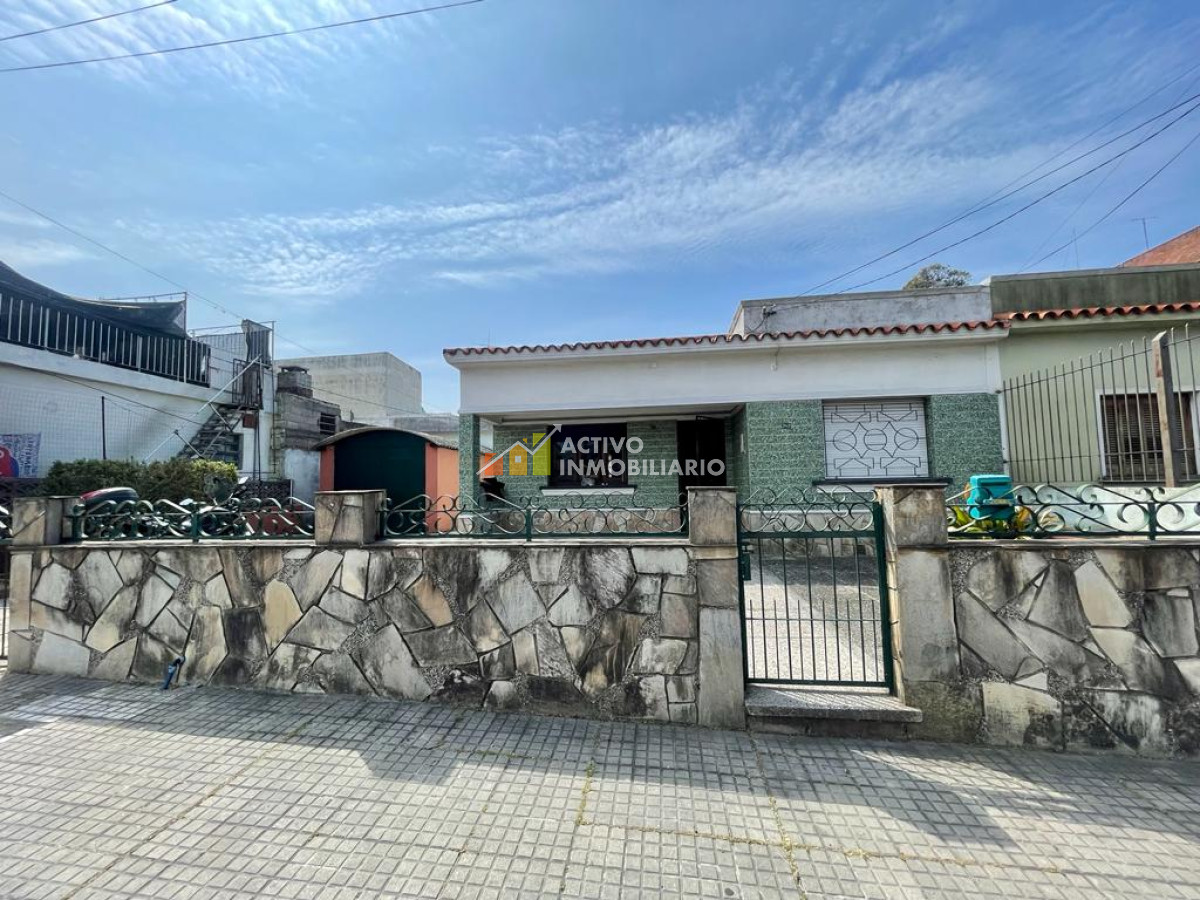 Casa ID.125 - Venta Excepcional propiedad en la zona mas linda del cerro !!
