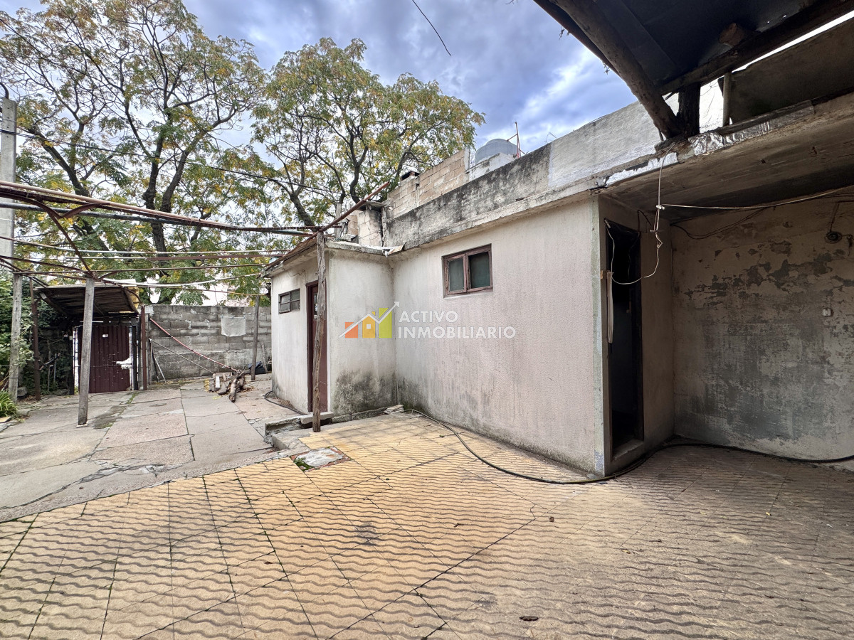 Casa ID.409 - Venta casa a reciclar padrón único - Brazo Oriental 