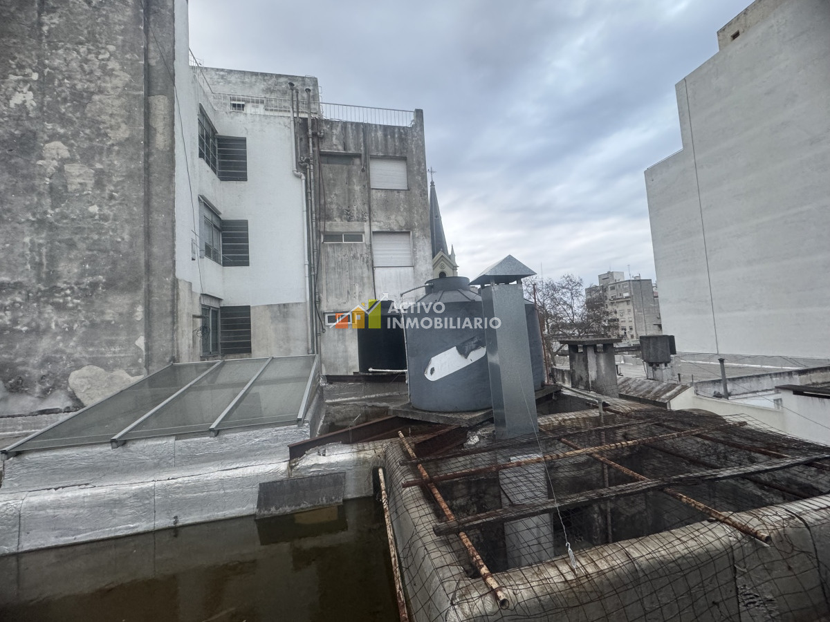 Casa ID.235 - Venta casa de altos de dos plantas 331mts a reciclar - Centro 