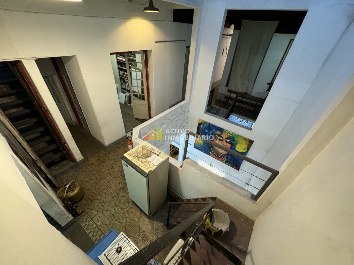 Casa ID.235 - Venta casa de altos de dos plantas 331mts a reciclar - Centro 