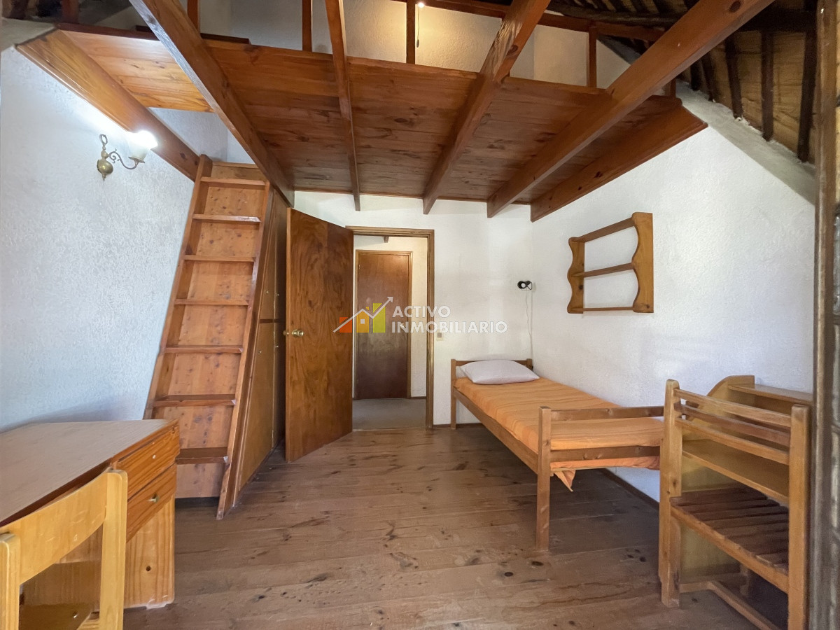 Casa ID.162 - Venta Chalet 5 dormitorios + barbacoa - Punta Del Este 