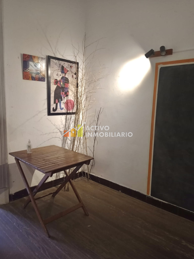 Casa ID.376 - Venta casa padrón único 3 dormitorios + garaje + patio - Pocitos