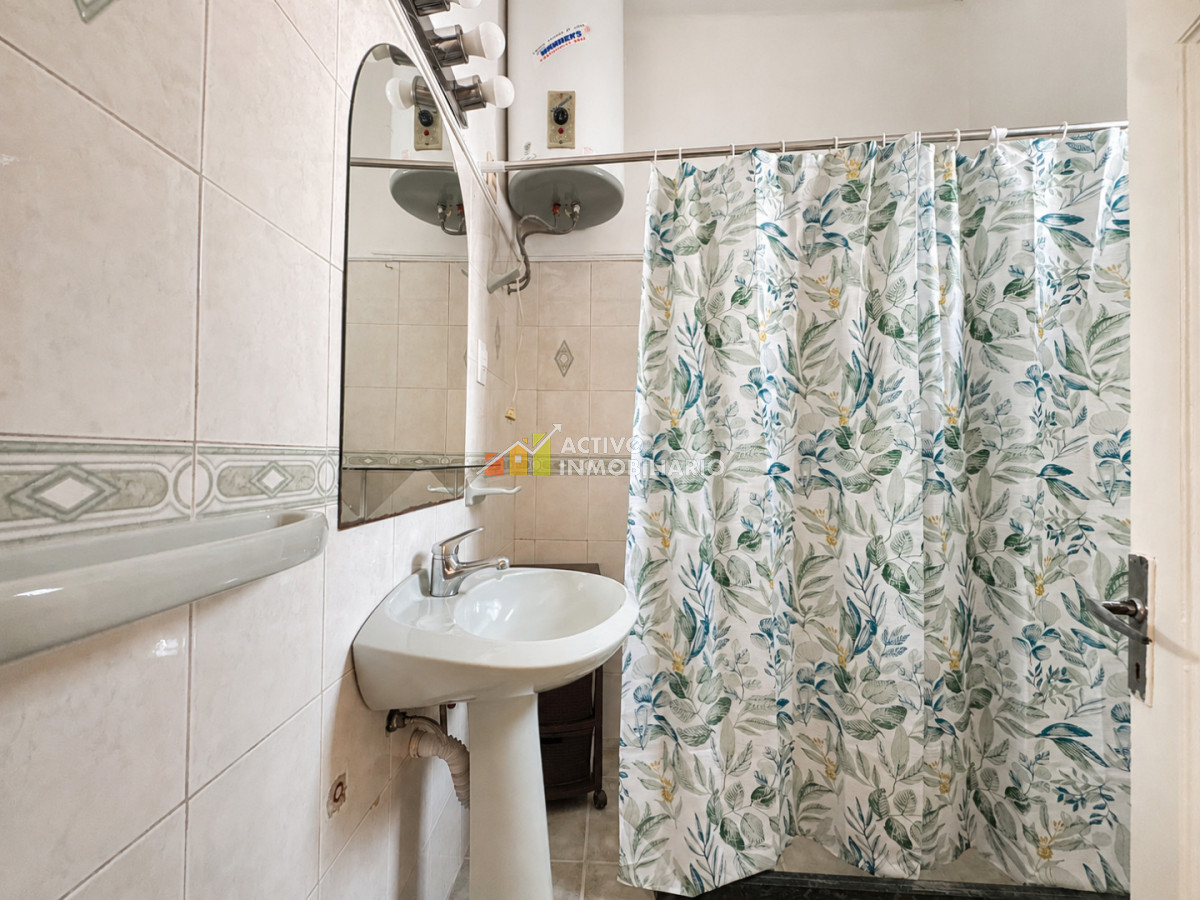 Casa ID.625 - Venta 2 casas en padrón único - Parque Batlle 