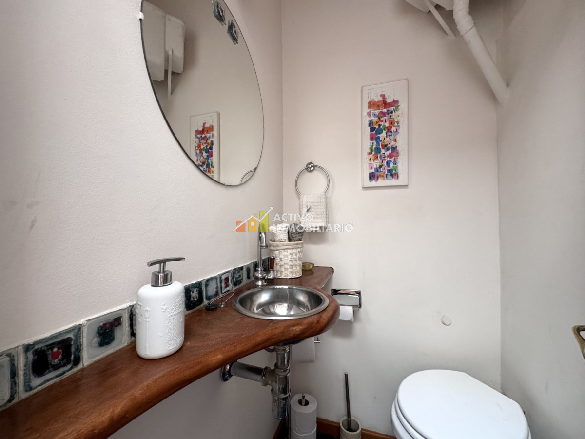 Casa ID.573 - Venta casa 3 dormitorios + terraza con parrillero - Parque Rodó 