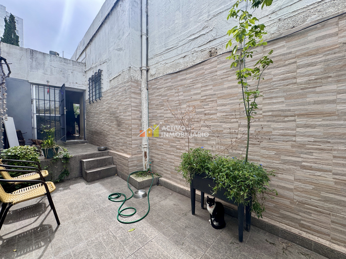 Casa ID.376 - Venta casa padrón único 3 dormitorios + garaje + patio - Pocitos