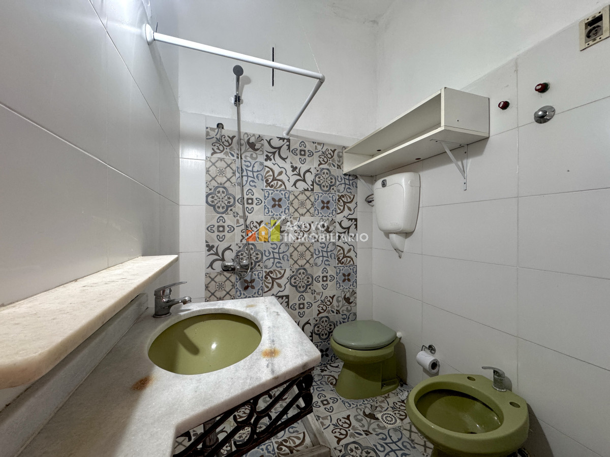 Casa ID.321 - Venta casa 2 dormitorios + patio + parrillero + terraza - Parque Batlle 