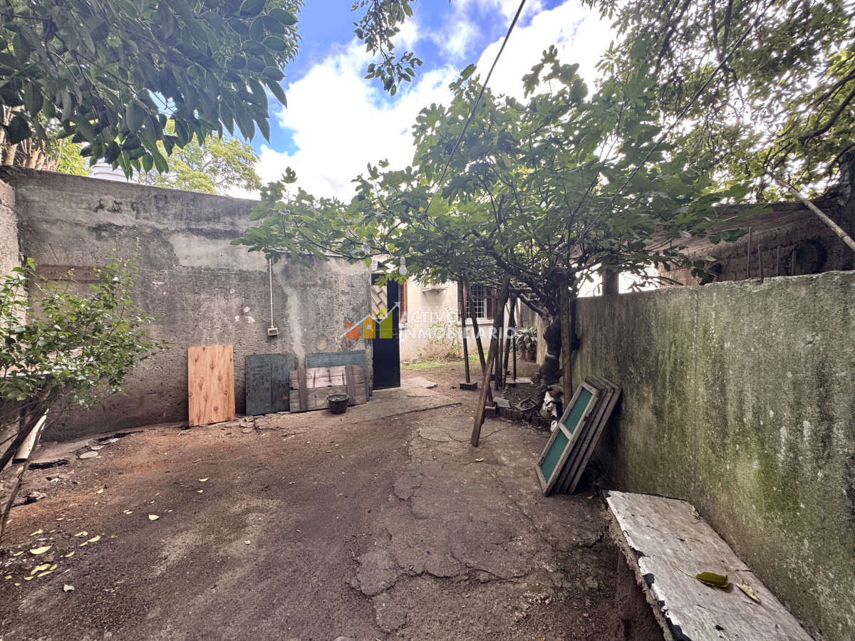 Casa ID.377 - Venta casa padrón único 2 dormitorios + patio - Flor de Maroñas