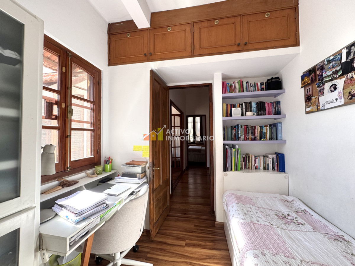 Casa ID.573 - Venta casa 3 dormitorios + terraza con parrillero - Parque Rodó 