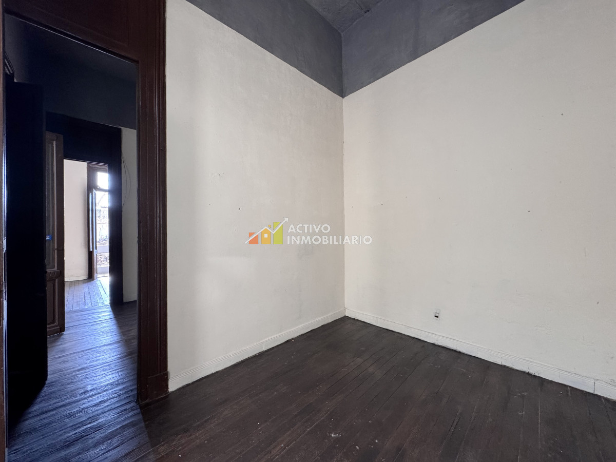 Casa ID.442 - Venta casa de altos 4 dormitorios - Centro