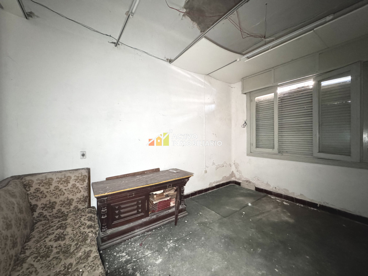Casa ID.461 - Venta casa 5 dormitorios + patio - Punta Carretas