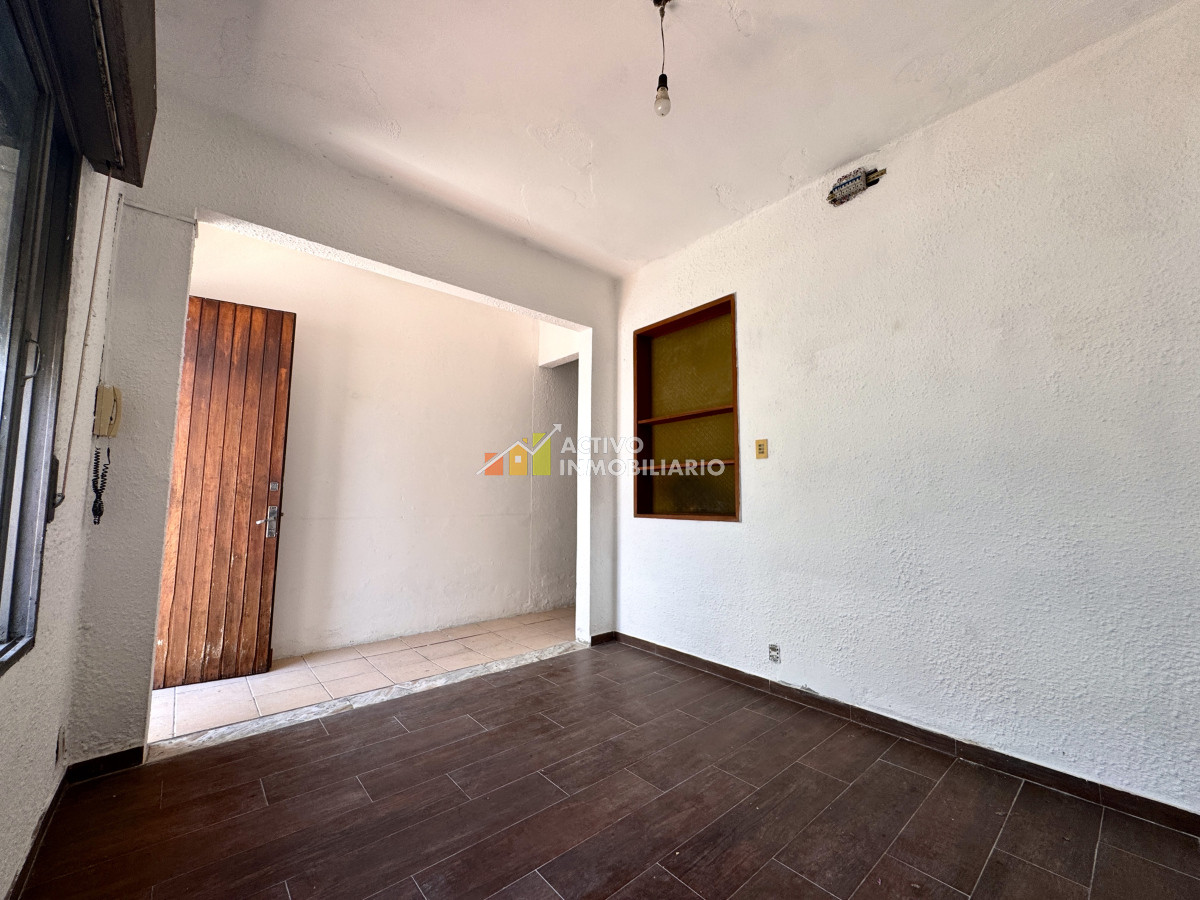 Casa ID.321 - Venta casa 2 dormitorios + patio + parrillero + terraza - Parque Batlle 