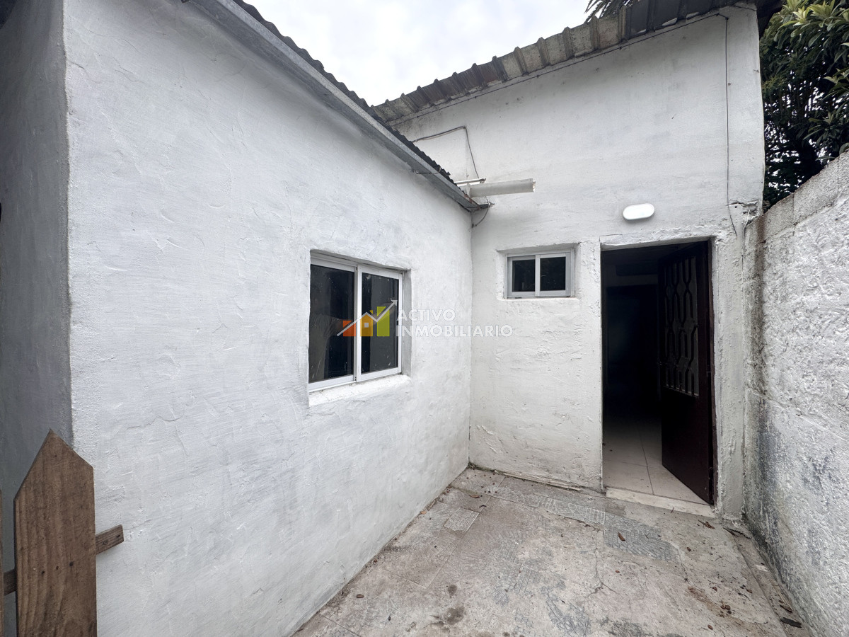 Casa ID.368 - Venta 4 casas con renta - Jacinto Vera