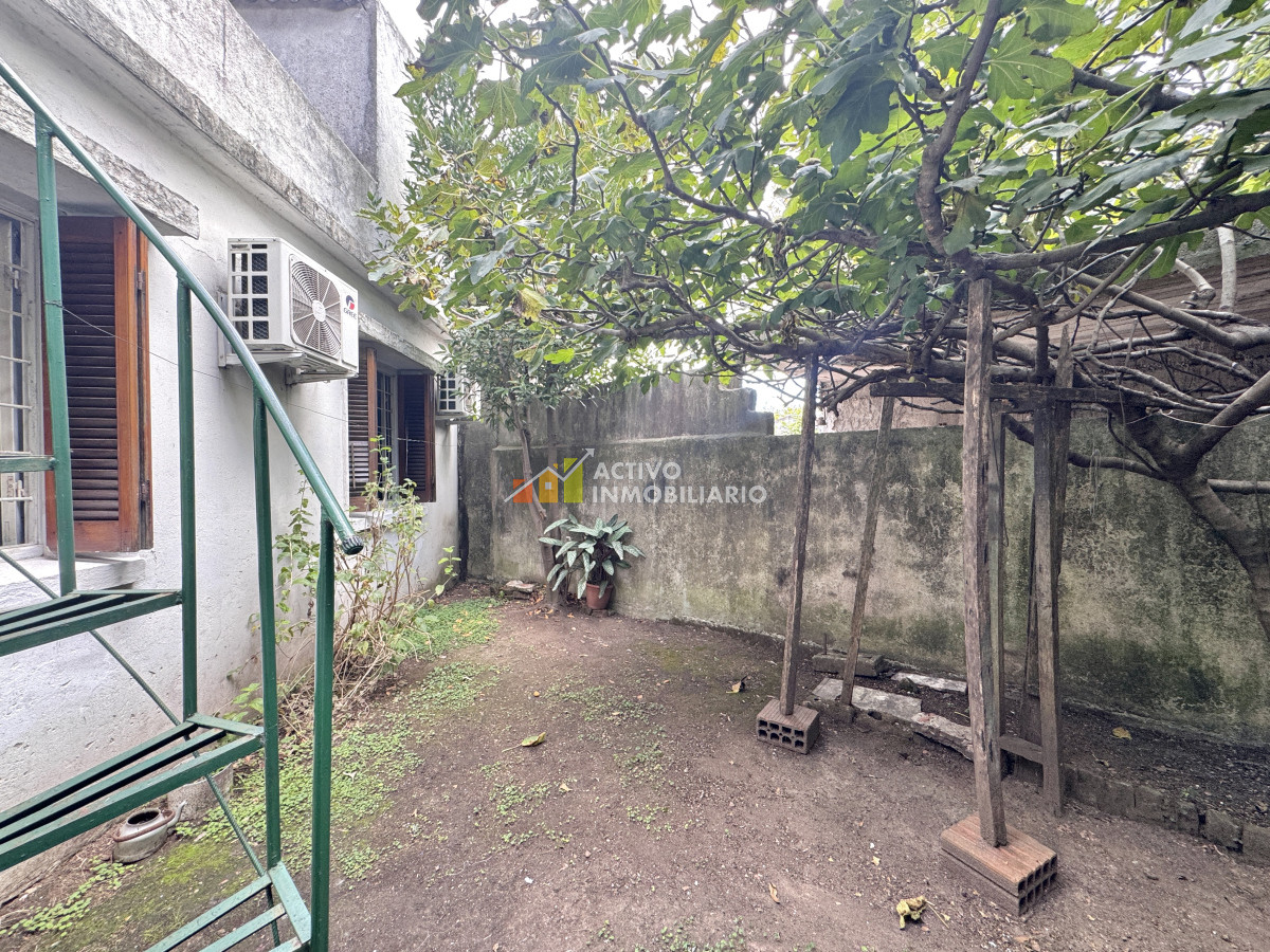 Casa ID.377 - Venta casa padrón único 2 dormitorios + patio - Flor de Maroñas