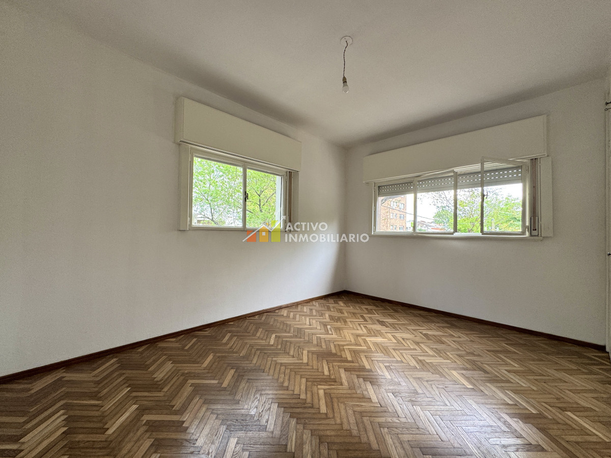 Casa ID.296 - Venta casa de altos 2 dormitorios + azotea con parrillero - Malvin