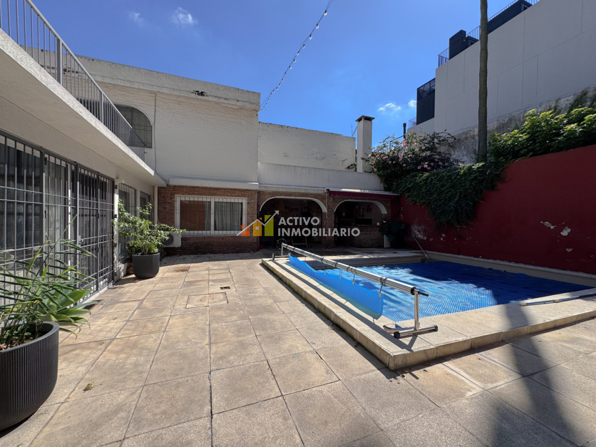 Casa ID.623 - Venta casa 5 dormitorios garaje doble piscina y barbacoa-Punta Carretas