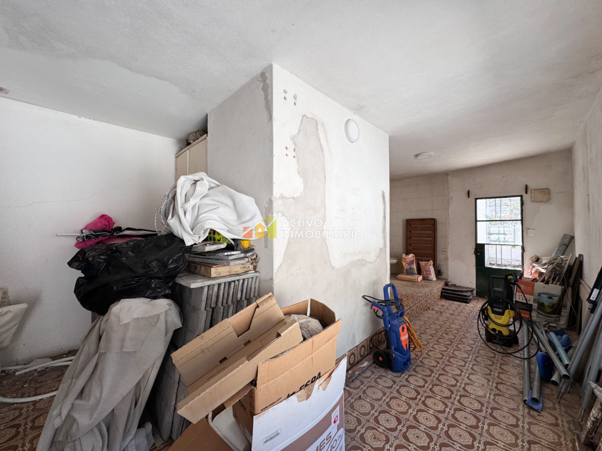 Casa ID.623 - Venta casa 5 dormitorios garaje doble piscina y barbacoa-Punta Carretas