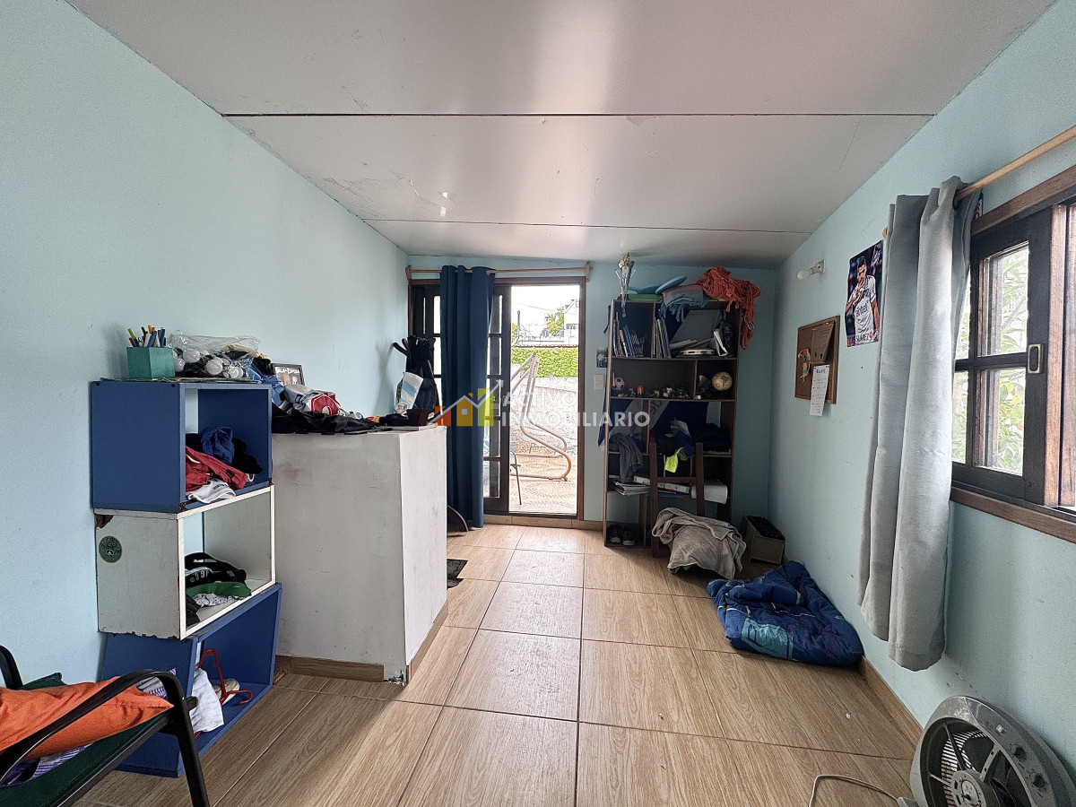 Casa ID.376 - Venta casa padrón único 3 dormitorios + garaje + patio - Pocitos