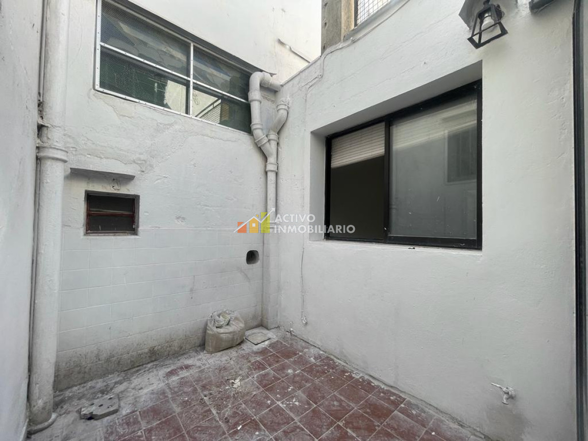 Casa ID.130 - Casa reciclada con renta 3 dormitorios + patio + azotea - La blanqueada 