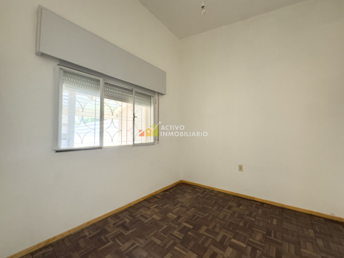 Casa ID.511 - Alquiler casa 4 dormitorios + patio + barbacoa - Carrasco