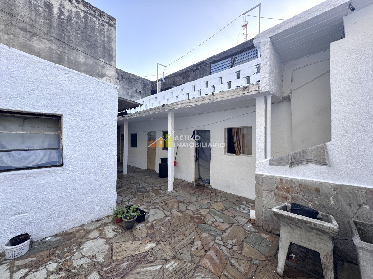 Casa ID.385 - Venta casa padrón único 10 habitaciones - Goes
