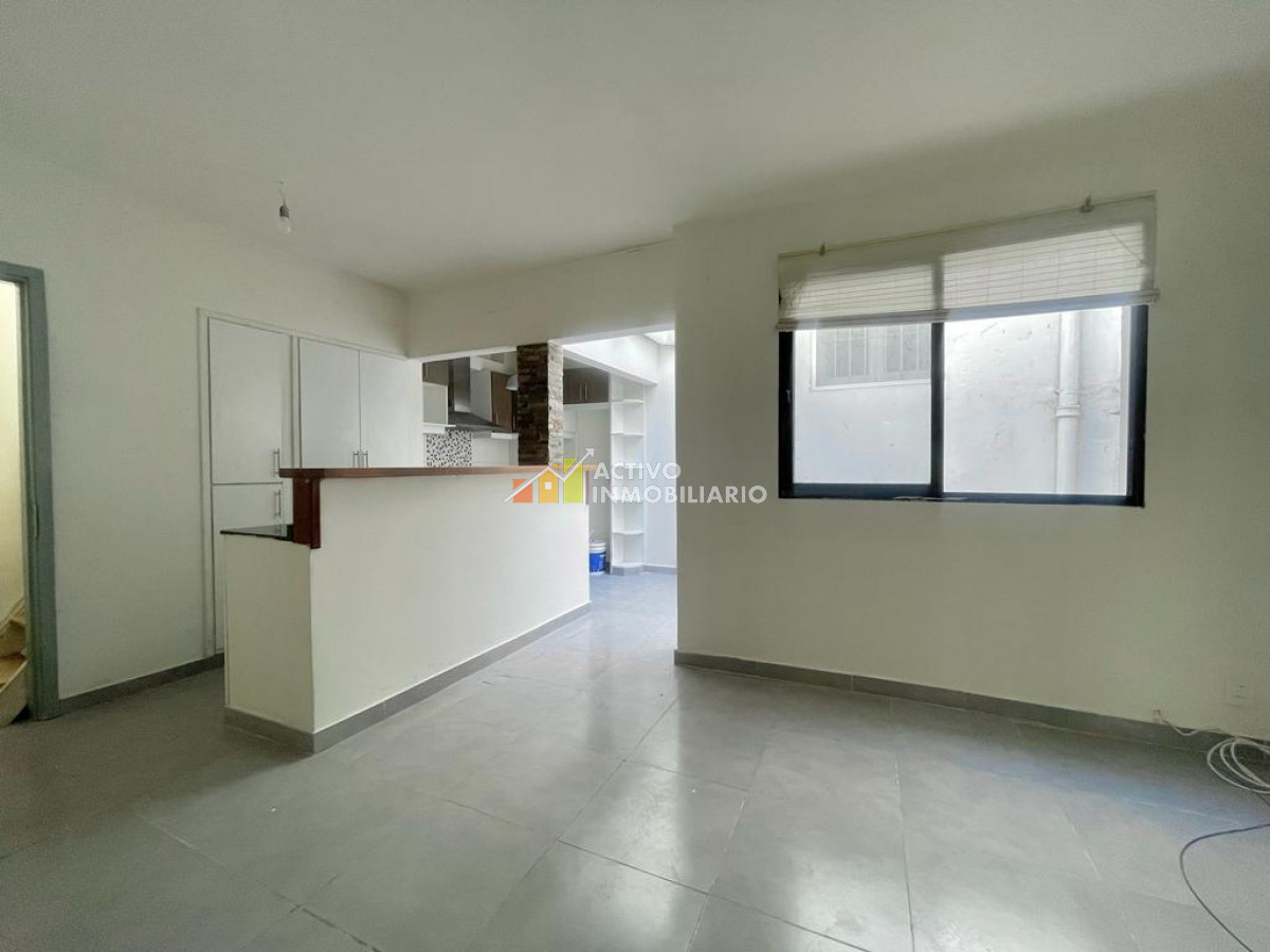 Casa ID.130 - Casa reciclada con renta 3 dormitorios + patio + azotea - La blanqueada 