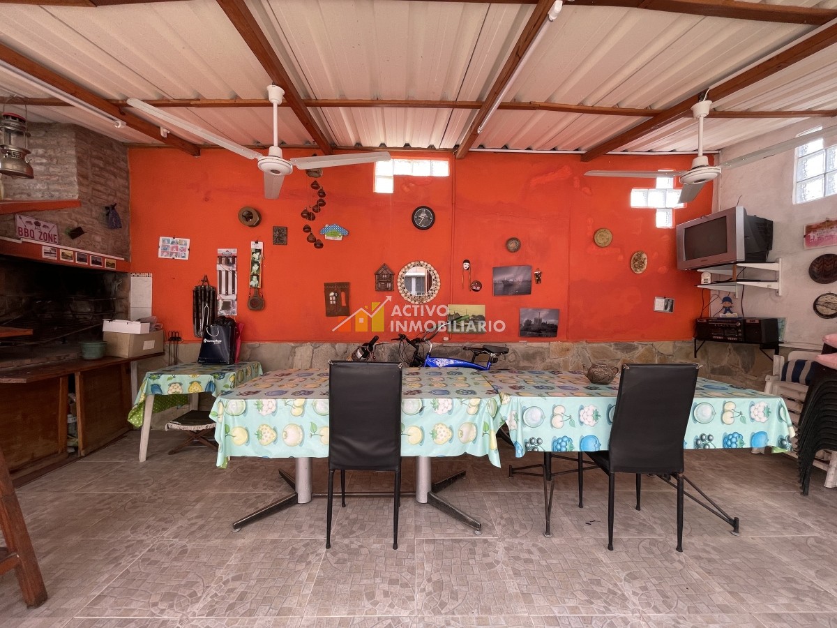 Casa ID.91 - Venta casa para dos familias + patio y barbacoa - Cerro 