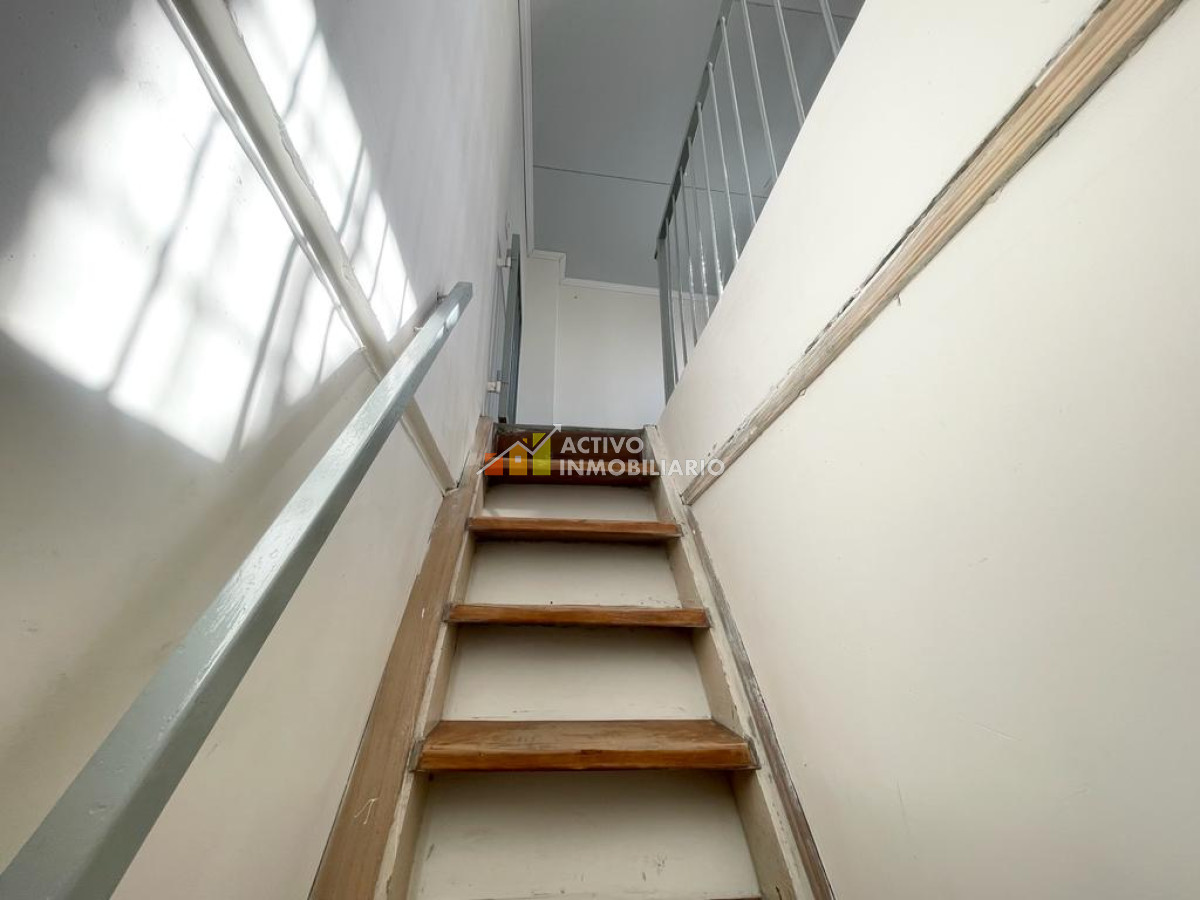 Casa ID.130 - Casa reciclada con renta 3 dormitorios + patio + azotea - La blanqueada 