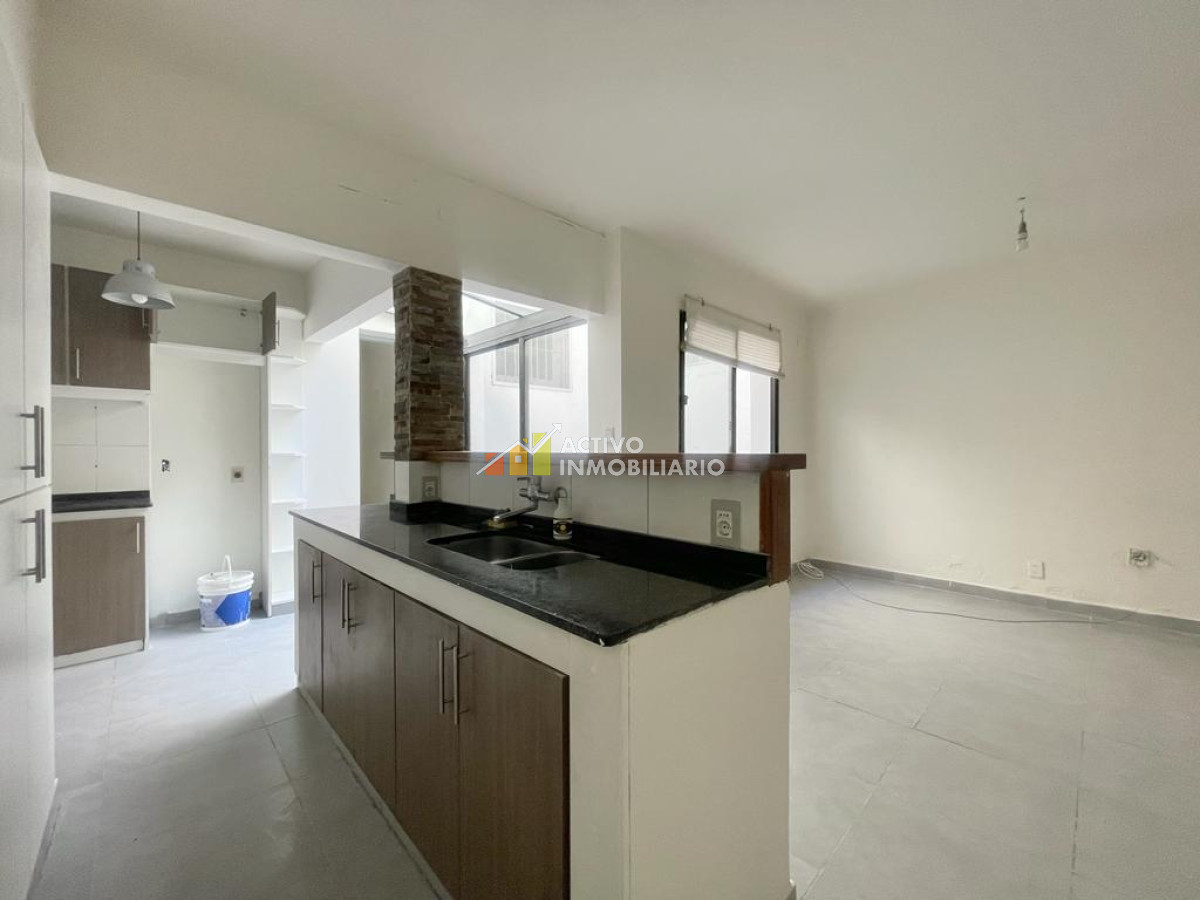 Casa ID.130 - Casa reciclada con renta 3 dormitorios + patio + azotea - La blanqueada 