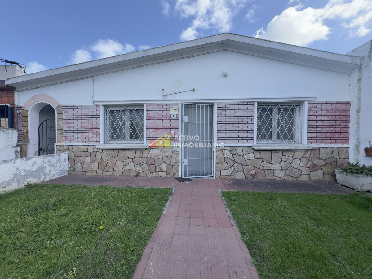 Casa ID.459 - Venta casa 2 dormitorios + patio - Villa Española