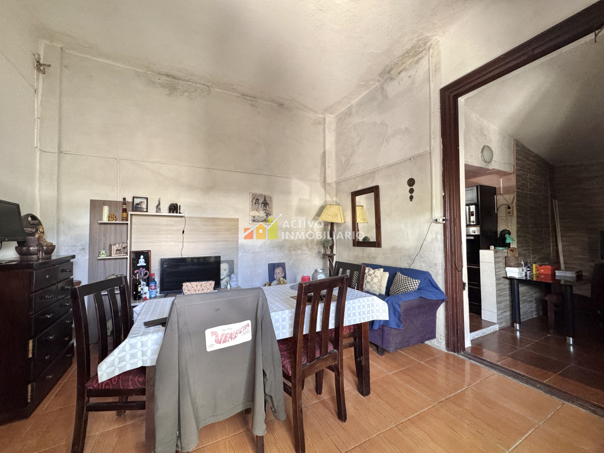 Casa ID.378 - Venta casa 3 dormitorios + patio + cochera - Villa Española 