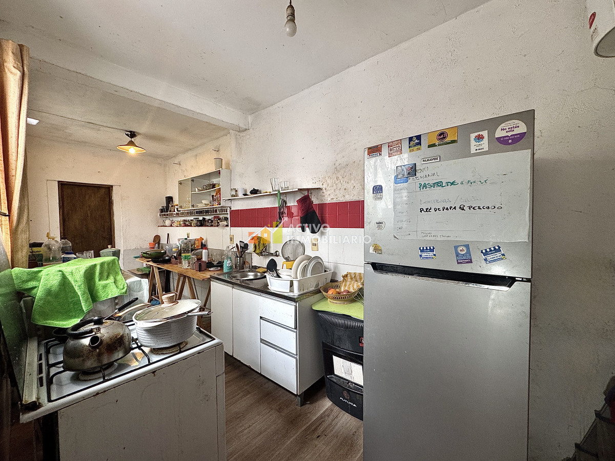 Casa ID.376 - Venta casa padrón único 3 dormitorios + garaje + patio - Pocitos
