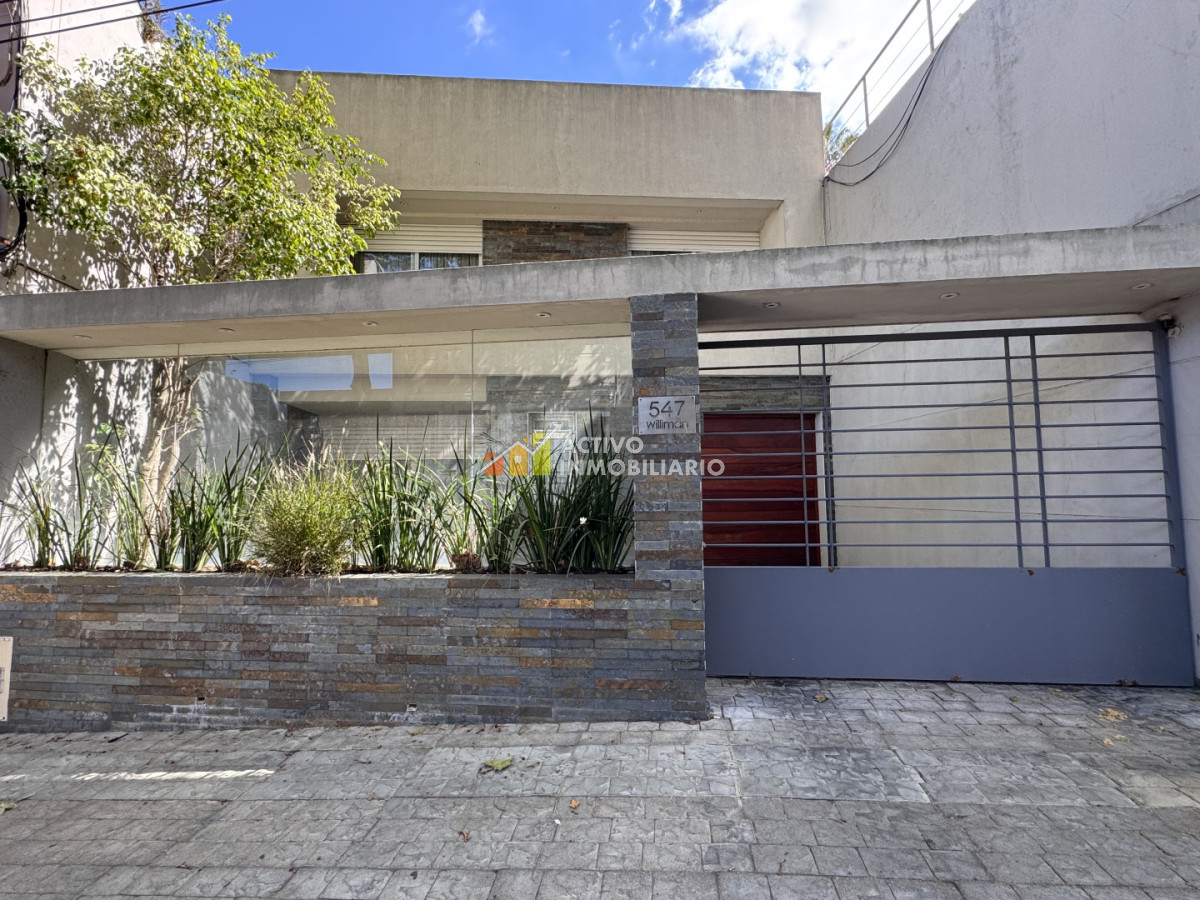 Casa ID.544 - Venta casa 5 dormitorios con garaje doble barbacoa y piscina-Punta carretas