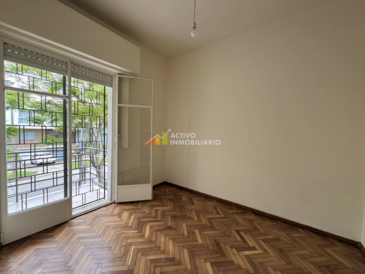 Casa ID.296 - Venta casa de altos 2 dormitorios + azotea con parrillero - Malvin
