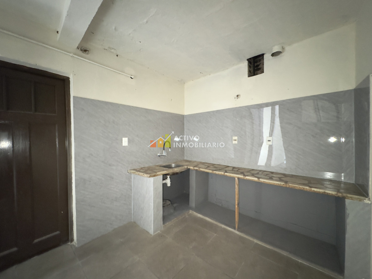 Casa ID.500 - Alquiler casa de altos 4 dormitorios - Cordón Norte