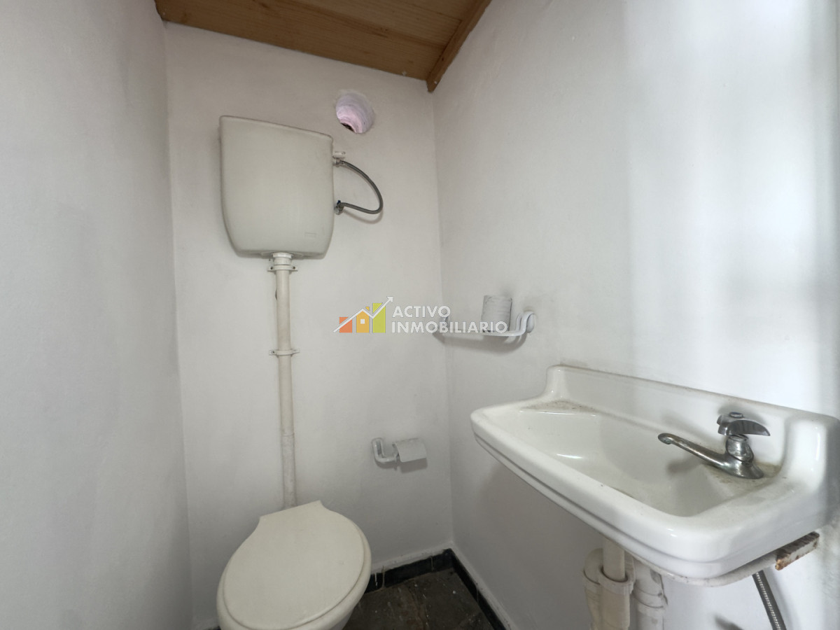 Casa ID.511 - Alquiler casa 4 dormitorios + patio + barbacoa - Carrasco