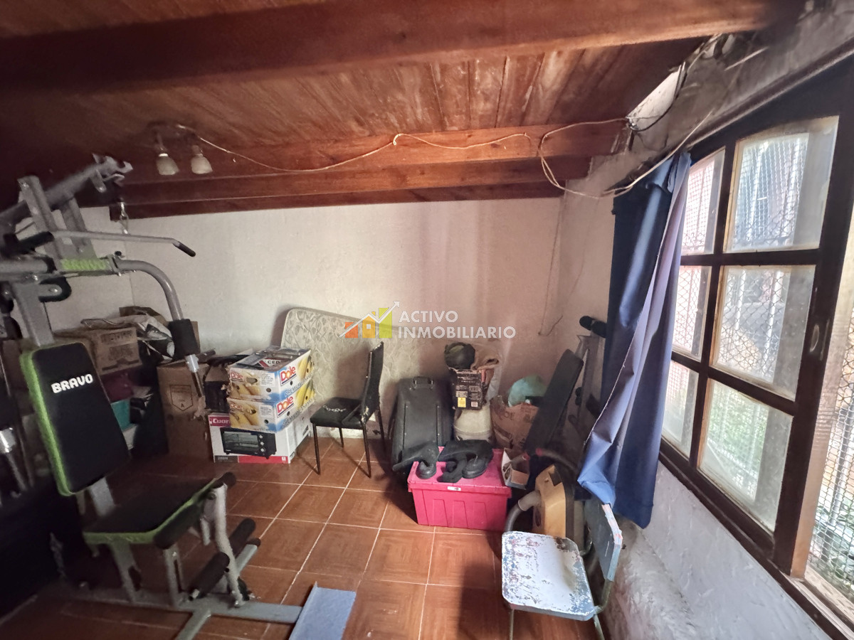 Casa ID.378 - Venta casa 3 dormitorios + patio + cochera - Villa Española 