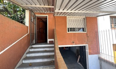 Venta casa 3 dormitorios + patio + garaje - Malvin Norte