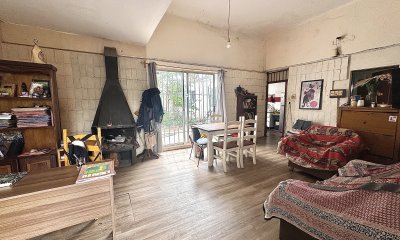 Venta casa padrón único 3 dormitorios + garaje + patio - Pocitos