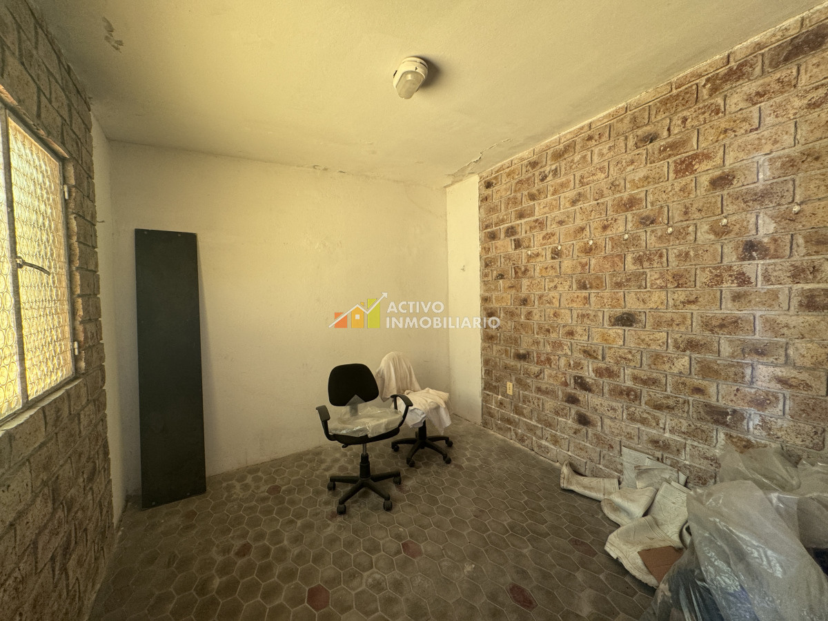 Galpón ID.353 - Venta local logístico industrial frigorífico 906mts de terreno - Maroñas