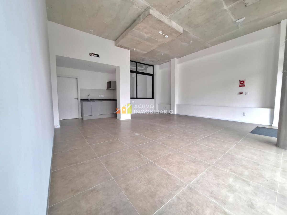Local Comercial ID.400 - Alquiler local comercial a pie de calle - La Blanqueada