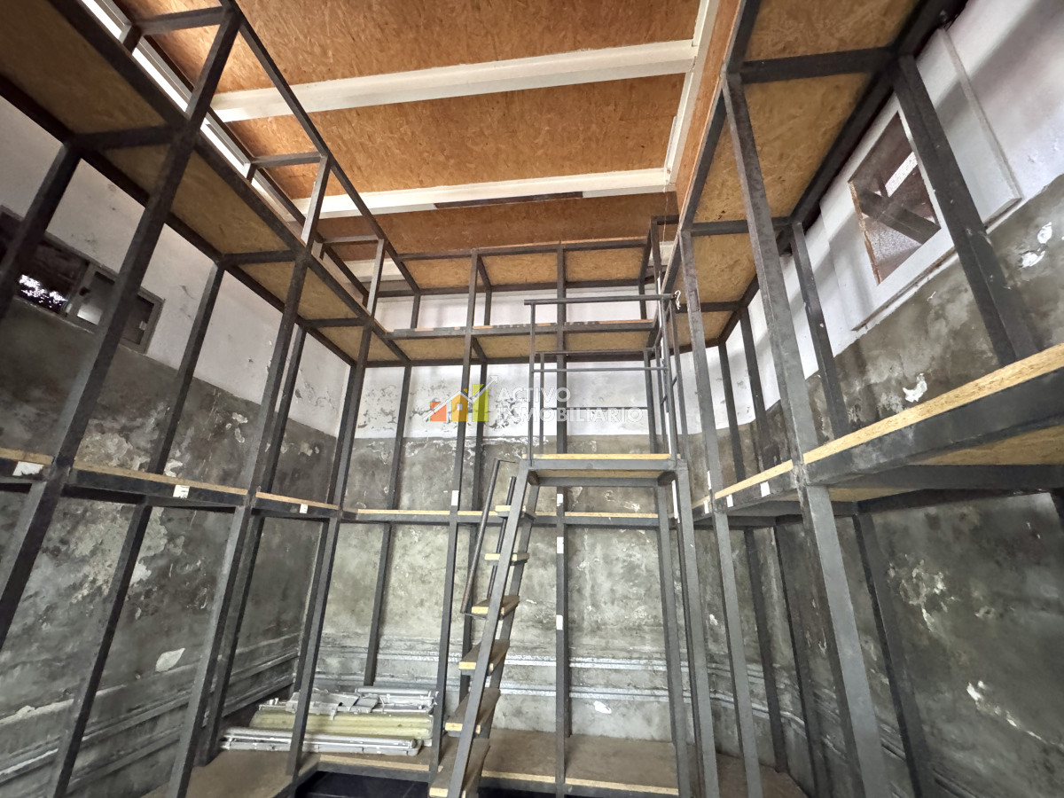 Local Comercial ID.373 - Alquiler depósito + oficina 