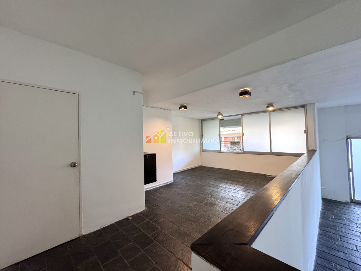 Local Comercial ID.435 - Alquiler local a pie de calle - Punta Carretas