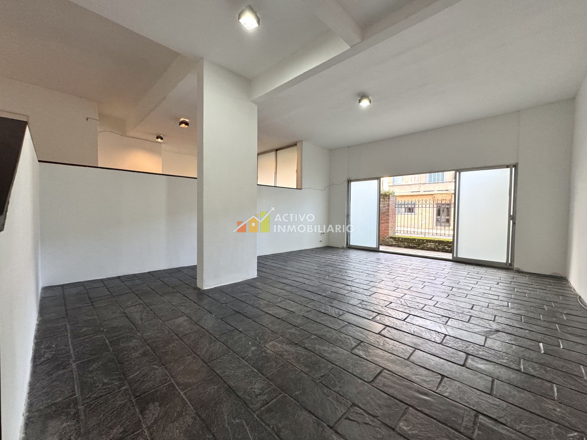 Local Comercial ID.435 - Alquiler local a pie de calle - Punta Carretas