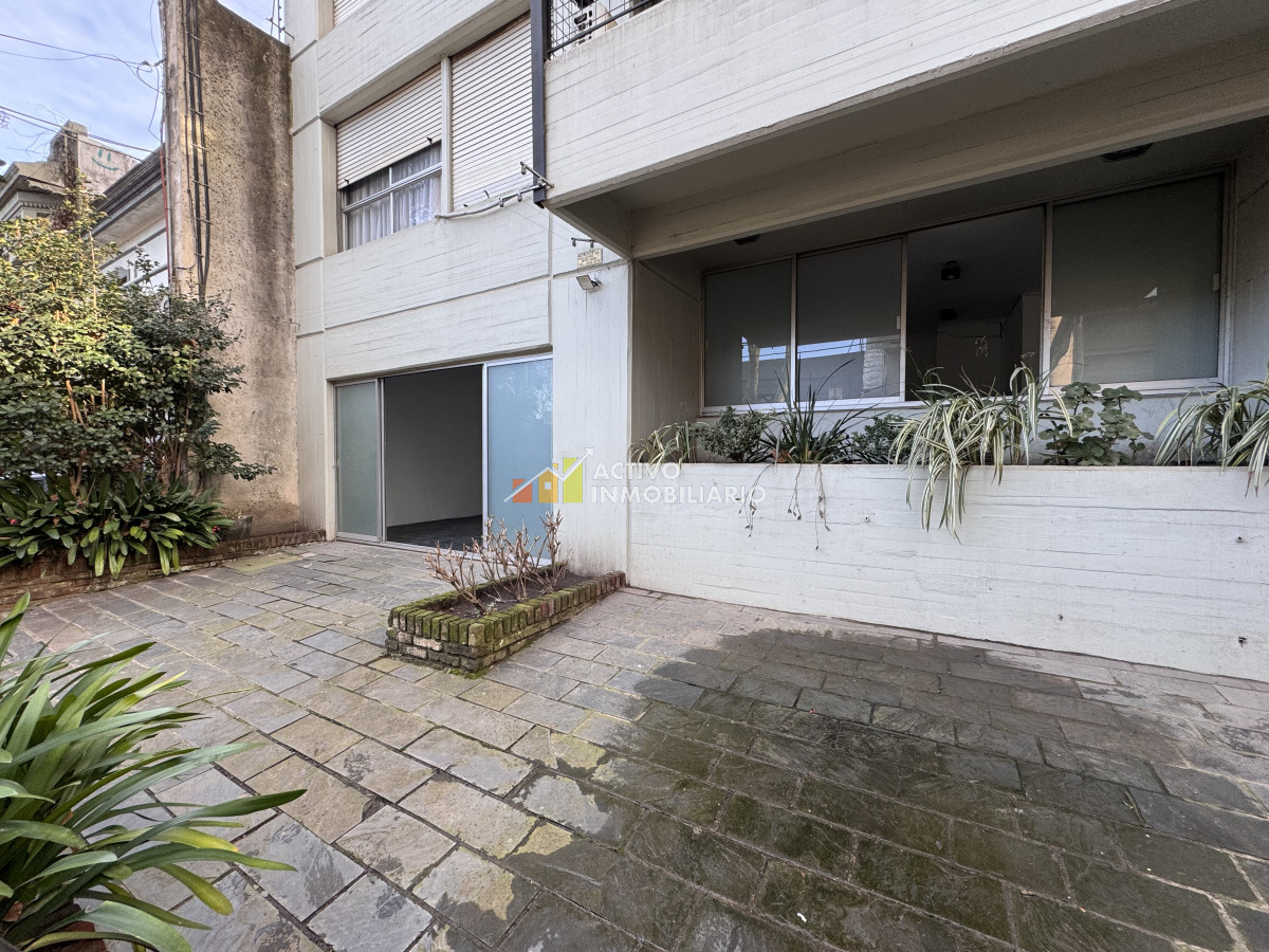 Local Comercial ID.435 - Alquiler local a pie de calle - Punta Carretas