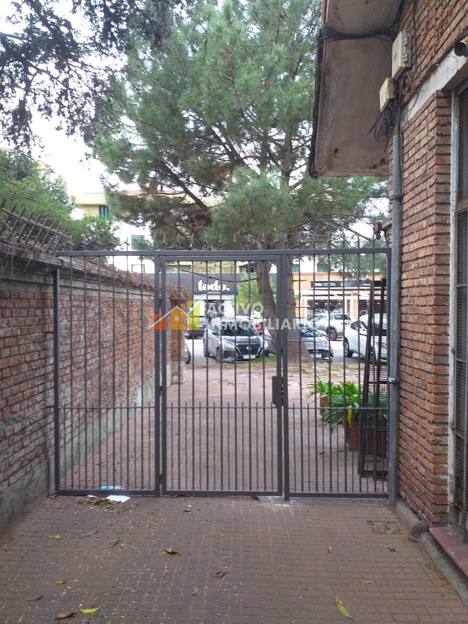 Local Comercial ID.270 - Alquiler local - oficina en el centro de Carrasco